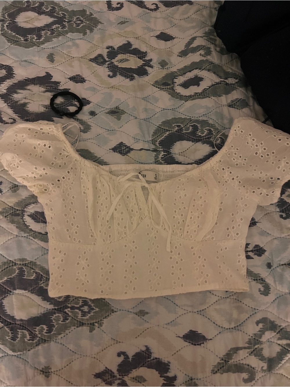 Hollister White Eyelet Sweetheart Crop Top